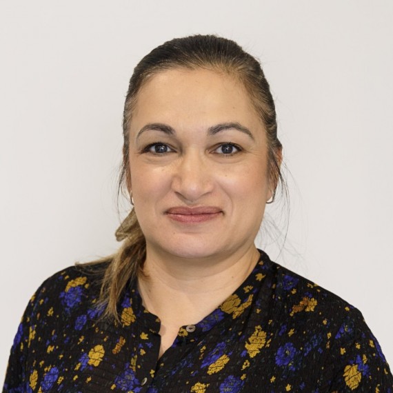 Carla Selvam-Lyne